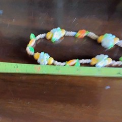Vtg Plastic Lucite Daisy Leaf Orange Bead Necklace Fun Colorful 1960s Mod Retro