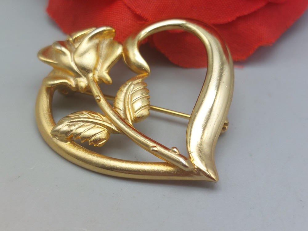 Vintage Gold Tone RDC Brooch Princess Diana Memorial Heart and Stemed Rose 2″