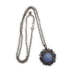Vtg c1974 Avon Moon Magic Pendant Necklace 24” Blue Crystals Moonglow Center A3