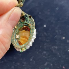 Vintage W Germany Glass Caramel Swirl Cabochon Pearl Brooch Clip On Earrings Set