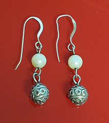 VTG 925 Faux Pearl Drop Earrings 1.5in Sterling Silver 7gtw Pattern Bead Artisan