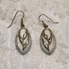 Vintage Sarah Coventry Earrings Gold Silver tone Textured Retro Dangly MCM
