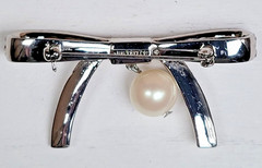 Ann Taylor Rhinestone Bow Brooch Faux Pearl Silver Tone Pin 2.6″