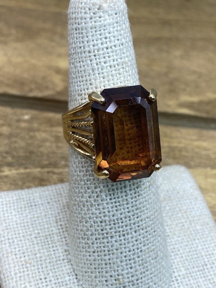 Vintage 1960s Anna Bekoach 18K HGE Amber Glass Ring Sz. 6.75
