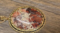 Vintage Large 2 inch Red Jasper Pendant Necklace Gold Tone w 24 inch Chain