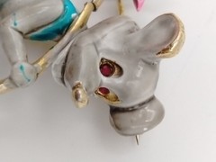 Vintage Lind Gal LG Enamel Mouse Brooch Gold Tone Running Away