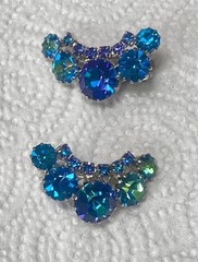 Vintage Weiss Signed Blue AB Crystal Earrings Gorgeous Estate Jewelry