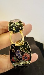 Vtg Cloisonné Floral Bangle Bracelet Black Enamel Gold Tone Hinged Butterfly