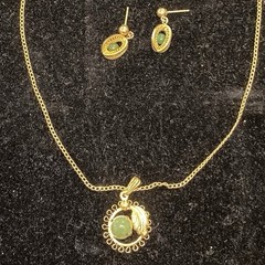Vintage Sorrento 12 Kt Gold Filled & Jade Necklace w/earrings