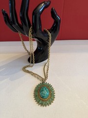 Vintage Celebrity Gold Tone Faux Green Jade Double Chain Necklace 24” BinR