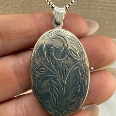Vintage Sterling Silver Locket Engraved 24”