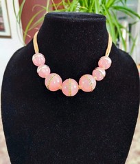 Kenneth Cole Pink Chunky Statement Lucite Beads Gold Tone Boho Chic Necklace EUC