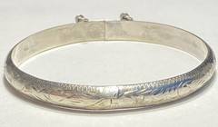 Vintage 925 Sterling Silver Hinged Bangle Bracelet 2.25″ Diameter, 8.1 grams