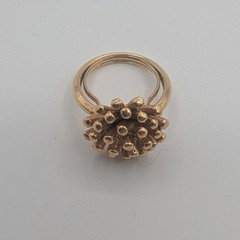 Vintage Avon Gold Tone Sunburst Pom-Pom Statement Cocktail Ring Size 5.25