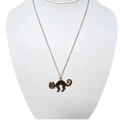 Metropolitan Museum of Art Cat Pendant Necklace Black Enamel Signed MMA 1985
