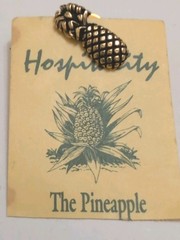 Lot Of 7 Vintage Brooches And Pins Gold And Silver Tone Variety