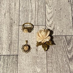 Vintage 1-7/8” CARVED RESIN ROSE Flower Brooch plus Pendant & Ring Lot