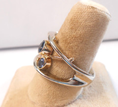 Fabulous 14K White & Yellow Gold Free Form Sapphire Gem Set Ring Size 7.5