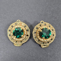 WEST GERMANY GREEN SLAG CABOCHON FILIGREE PENDANT NECKLACE EARRINGS SET VINTAGE