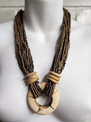 VTG 80’s Multi-Strand Bronze Gunmetal Silver Beaded Horn Ring Pendant Necklace