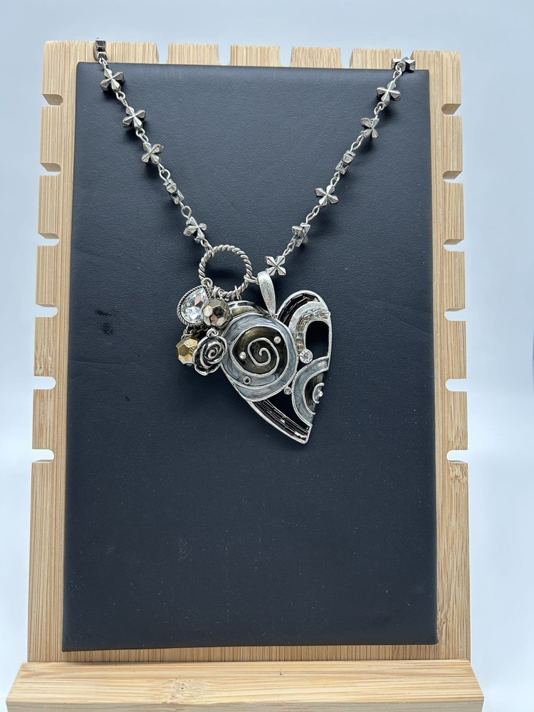 Vintage Vclm Women’s Necklace Heart With A Charm