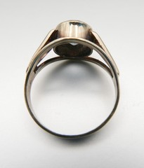 VINTAGE 8KT GOLD (333) SIZE 6 RING WITH AQUAMARINE BIRTHSTONE – 2.5 G 1.67 DWT