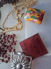 Lot of 4 necklaces garnet pearl cloisonne silver gold tone
