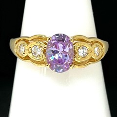 Vintage 1980s Ring Size 8 Lavender CZ Prong Set Gold Plated Band – 14J