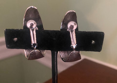 Vintage Les Bernard Cleopatra Silver Tone Necklace Clip Earrings Set Textured