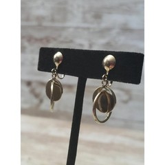 Vintage Screw On Earrings – Gold Tone Circle & Ring Dangle