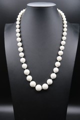 Vtg White Acrylic or Resin Bead 21″ Princess Length Strung Statement Necklace