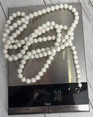 Vintage White 10mm Round Bead Necklace 27″ Plastic Lucite Acrylic Estate