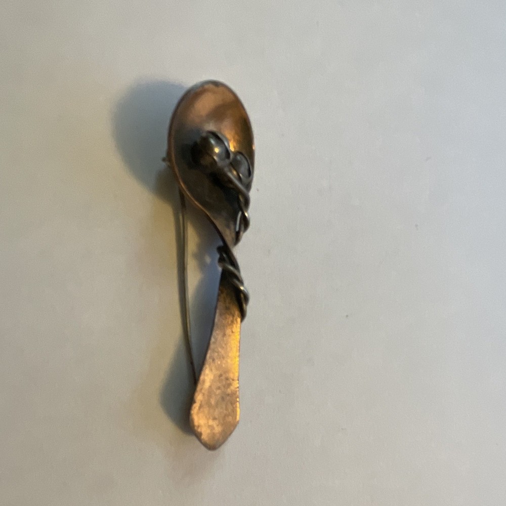 Vintage Spoon-Shaped Stick Pin Brooch Copper Tone Metal Unisex Adults