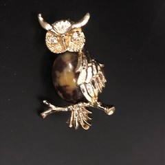 Vintage Gerrys Signed Stone Rhinestone Owl Bird Brooch Pin