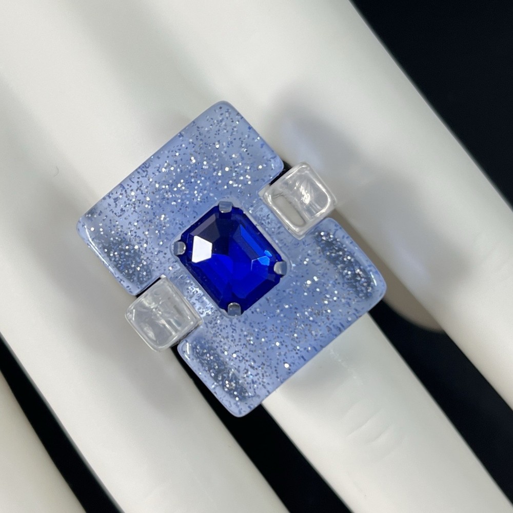Modernist Clear Lucite Ring Blue Glitter Rhinestone Size 8 Chunky Post Modern