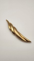 Vintage Casual Corner Gold Tone Modernist Brooch Pin Abstract Sculptural Signed