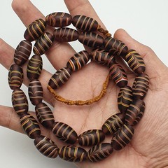 Vintage Venetian Style Feather Desgin Glass Beaded Necklace 22 inches Strand