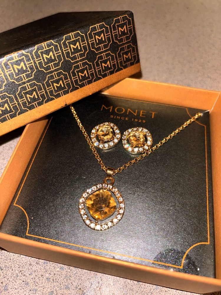 MONET Gold-Tone Brown Crystal Cushion-Cut Necklace and Earring Set