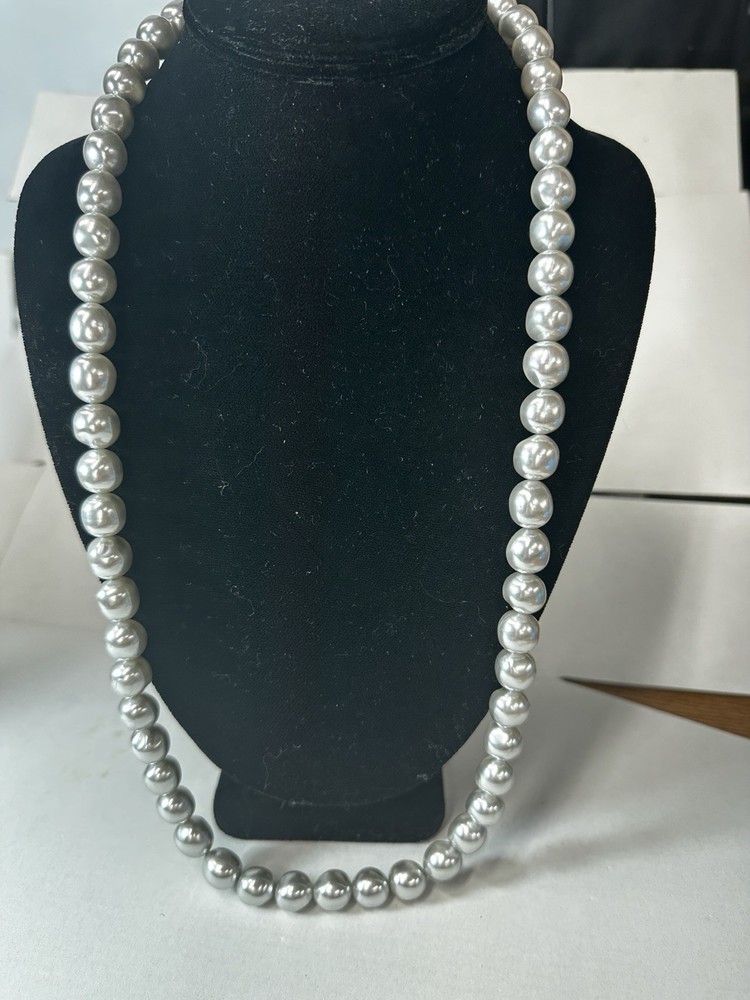 Vintage Necklace Duaplaise Simulated Pearl Soft Gray Heavy Strand