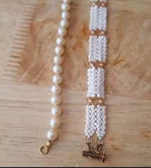 Vintage Lot Of 2 Beaded Bracelets (Faux Pearl & Seed Bead)
