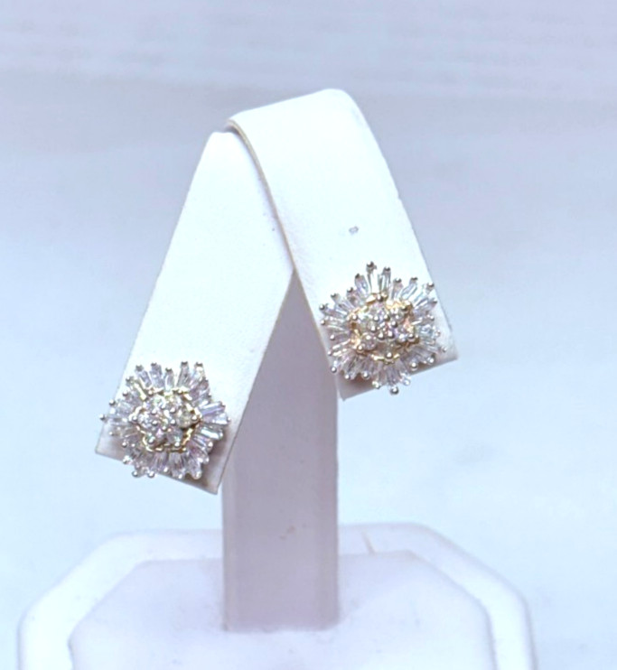 Vintage 10k Yellow Gold 1.00ct Diamond Snowflake Pierced Post Stud Earrings