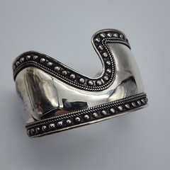 DELL Bead Modernist Abstract – Sterling Silver 925 Wide Cuff Bangle – 6.8″