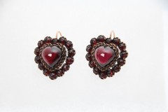 Vintage Unbranded Garnet Heart Motif Earrings (Almandine Garnet) F012