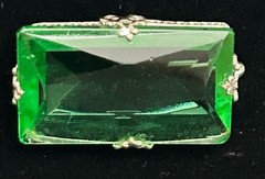 VTG Brooch 1950s Uranium Glass Prong Set Emerald Cut 1.25″