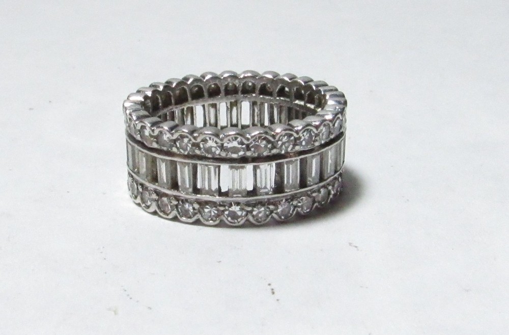 BEAUTIFUL WIDE PLATINUM ART DECO RING/BAND W/ ROUND & BAGUETTE NATURAL DIAMONDS