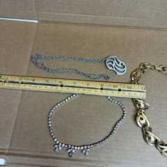 Vintage Signed Erwin Pearl Gold Tone necklace , Kelly Waters