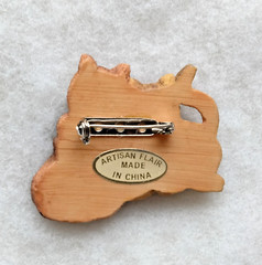 Vintage Artisan Flair Hugging Bears Brooch (131 – 2008)