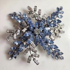JewelCrest Brooch Blue And Clear Crystals Vintage Floral Large