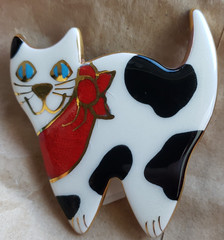 Pottery Enamel Cat Pin Brooch Jewelry