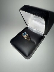 10KT Gold Cut Aqua Blue Topaz + Diamond Accent Ring Size 6 2.6g